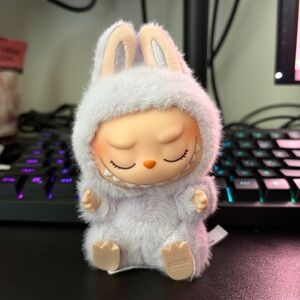 (ZIZI) POPmart, Labubu - Have A Seat